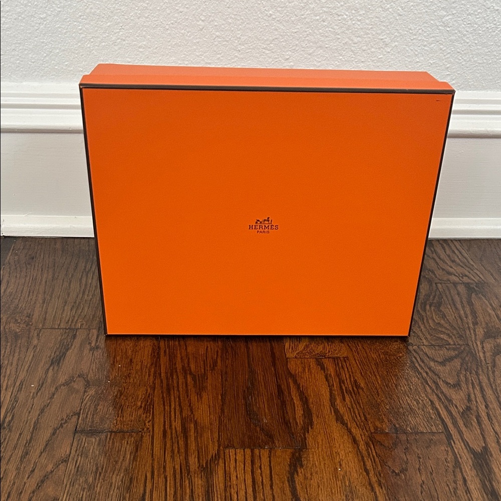 Hermès Orange Box